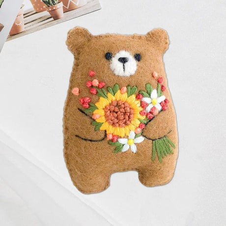 Bouquet Bear Doll Miniature Pocket Hug 5.5*4cm Felt Little Plushie Toy