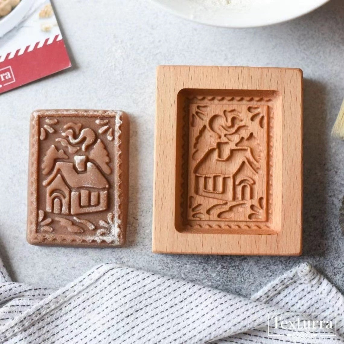 Easter Christmas Wooden Cookie Mould Gingerbread Embossing Stamp Baking Tools
