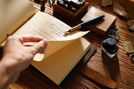 Stitched Genuine Leather Notebook 6 Colours Handmade Journal with Lock Blank Kraft Paper 200 Pages Sketchbook