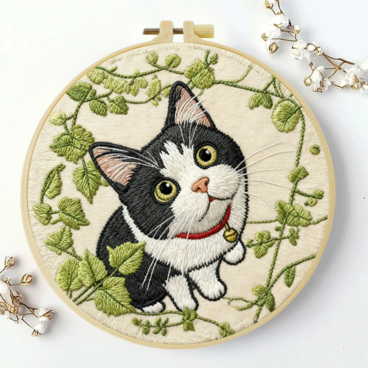 Cat in Ivy DIY Embroidery Kit for Beginners