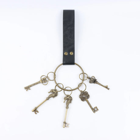 Medieval Keychain Hiking Skirt Clip LARP Cosplay Costume Accessories