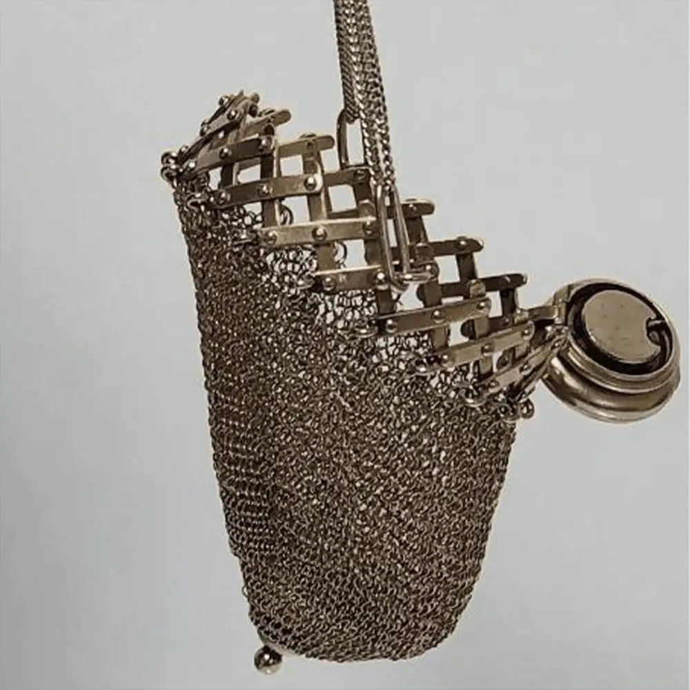 Handmade Victorian Silver Twist Lid Gate Mesh Coin Purse