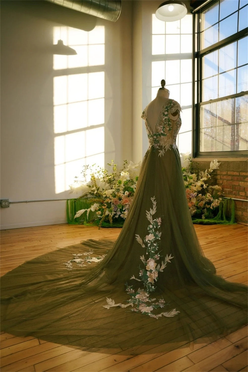 A Woodland Gala Lace Floral Green Tulle Evening Dresses Sleeveless For Woodland Gatherer A Woodland Gala Lace Floral Green Tulle Evening Dresses Sleeveless For Woodland Gatherer