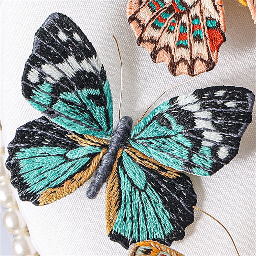 Starter Embroidery Kit Handmade Butterfly Brooches DIY Sewing Kit With Hoop