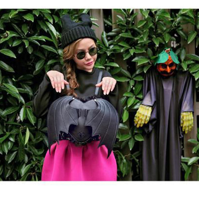 Bat Wings Goth Heart-shaped Backpack