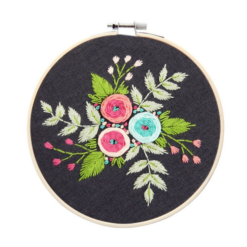 Meadow Flowers Embroidery Starter Kit With Pattern and Instructions and Hoop