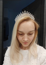European Drop Crystal Crowns With Comb.