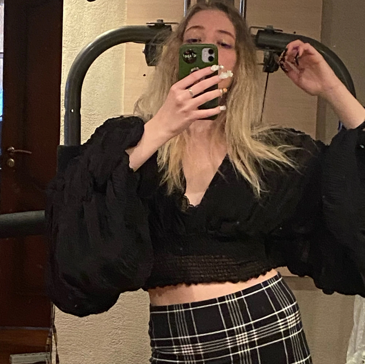 Mega Sleeves Chiffon Midriff Blouse
