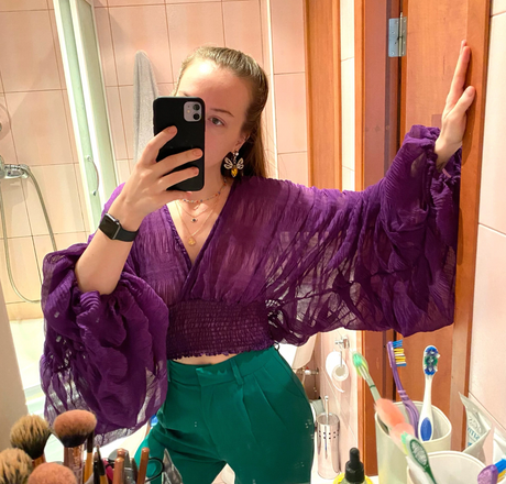 Mega Sleeves Chiffon Midriff Blouse