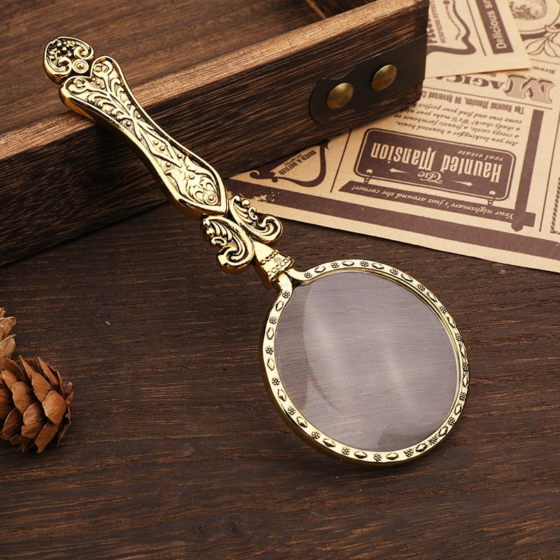 Vintage Style Magnifying Glass