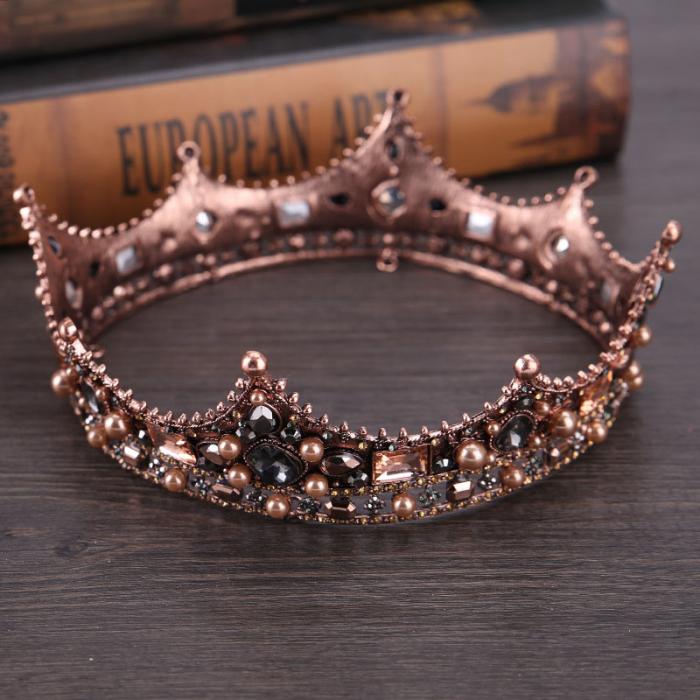Queen Enora Woodland Gatherer Crowns