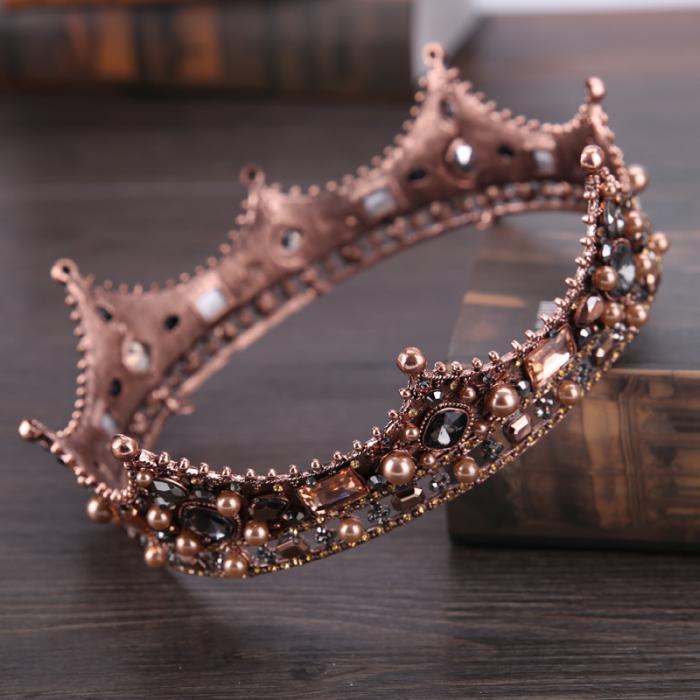 Queen Enora Woodland Gatherer Crowns