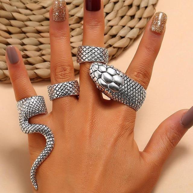 4Pcs/Set Gothic Snake Midi Ring Set | Vintage Punk Metal Knuckle Joint Rings - Woodland Gatherer
