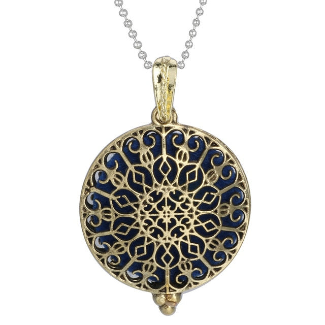 Woodland Aroma Diffuser Open Locket Pendant Necklace | Perfume, Essential Oil, Aromatherapy