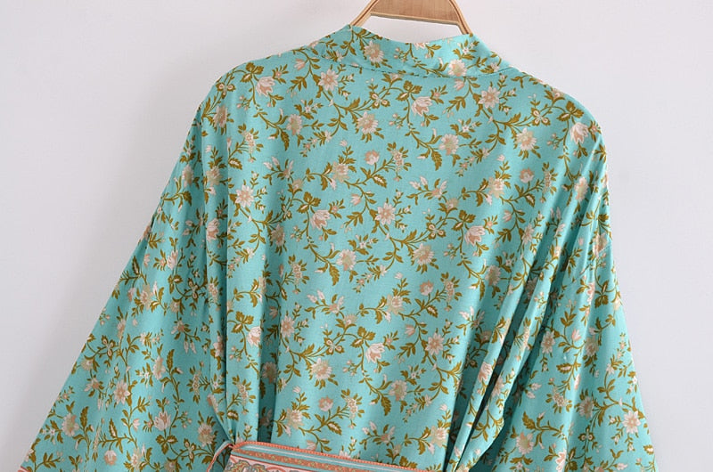 Boho Vintage Batwing Sleeves Short Kimono