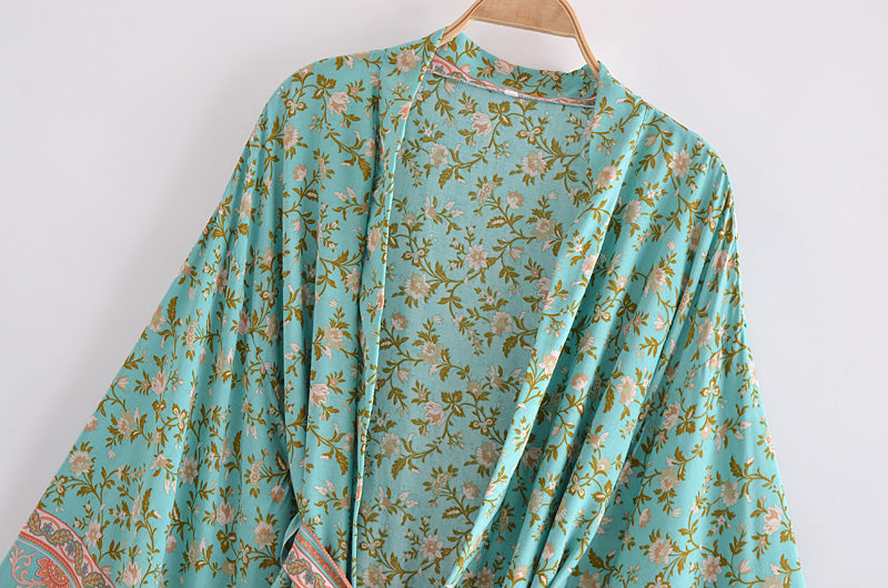 Boho Vintage Batwing Sleeves Short Kimono