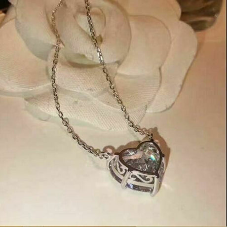 Big Heart Pendant Necklaces Six Colours