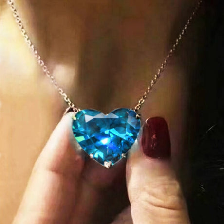 Big Heart Pendant Necklaces Six Colours