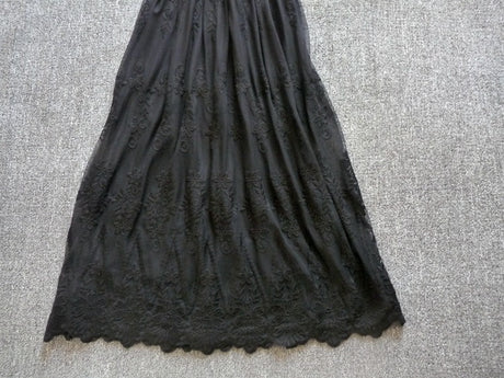 Mori Sweet Lace Layering Dress Black White Floral Embroidery Underdress