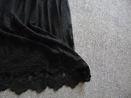Mori Sweet Lace Layering Dress Black White Floral Embroidery Underdress
