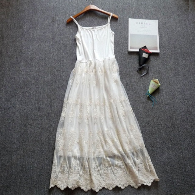 Mori Sweet Lace Layering Dress Black White Floral Embroidery Underdress