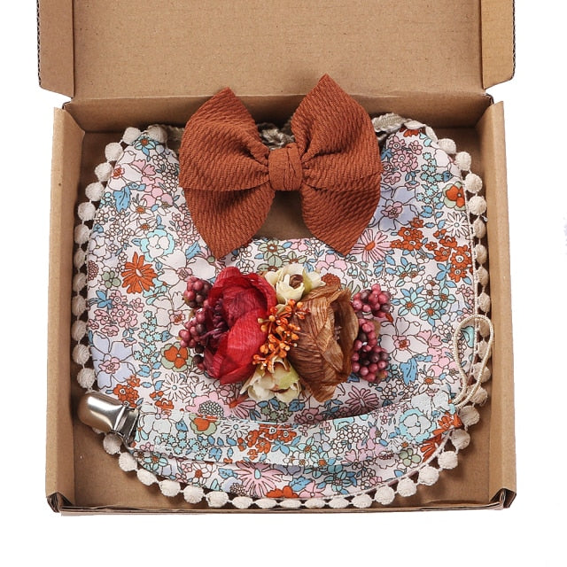 4Pcs/Gift Box Set Floral Baby Bib Headband Hair Band Food Grade Silicone Beads Pacifier Clip Chain