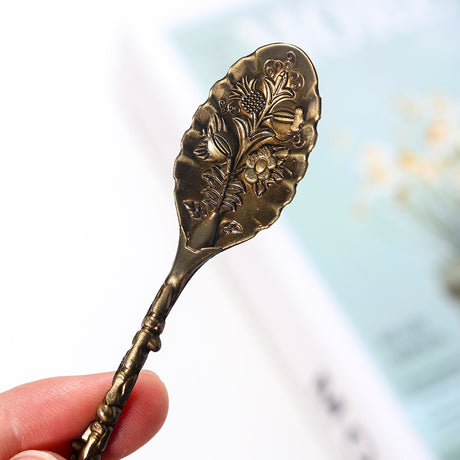 One Natural Amethyst Cluster Teaspoon